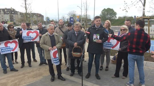 Członkowie GRYF XXI i PO wspierają Władysława Diakuna w walce o fotel burmistrza
