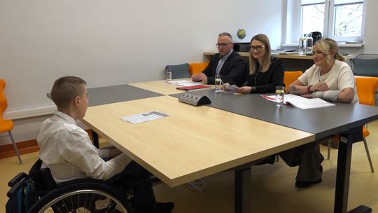 Polickie firmy rekrutowały młodzież w ramach ćwiczeń