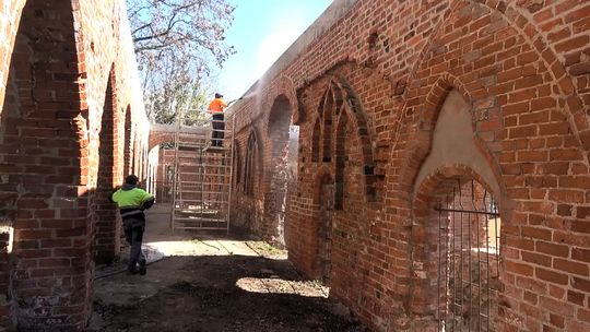Ruiny klasztoru zabezpieczone. Koniec ważnego etapu prac za ponad milion złotych