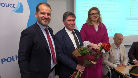 Sesja Rady Miejskiej. Witold Stefański odznaczony