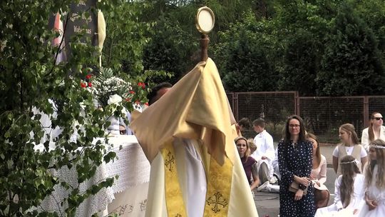 Ulicami Starych Polic przeszła tradycja. Boże Ciało zgromadziło wiernych
