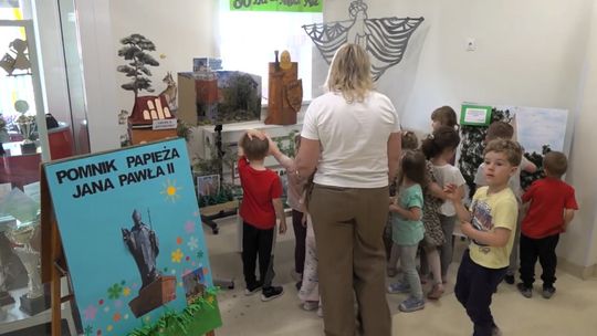Wystawa w przedszkolu nr 5. Historia mówiona językiem dziecka