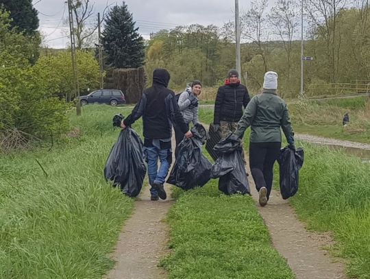 Akcja sprzątania świata: społecznicy oczyścili Łarpię
