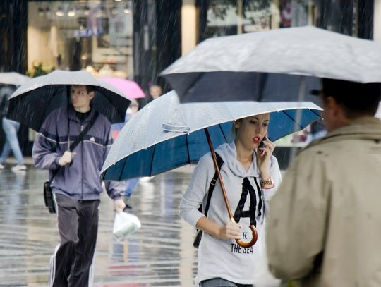 Deszcze, burze i chłód. Czy to koniec letniej pogody w Polsce?