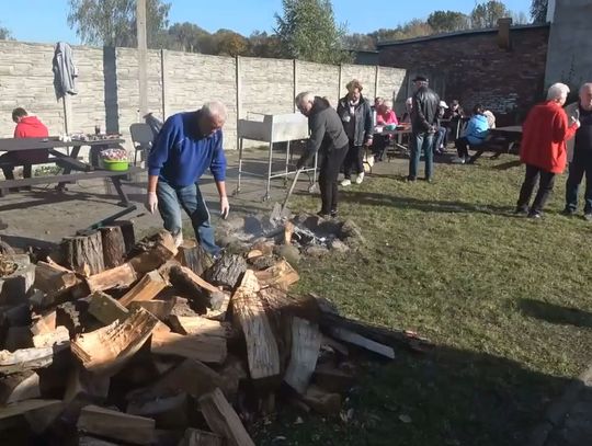 Dzień Pieczonego Ziemniaka - tak mieszkańcy powitali nową porę roku