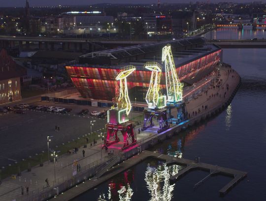 Iluminacje Morskiego Centrum Nauki