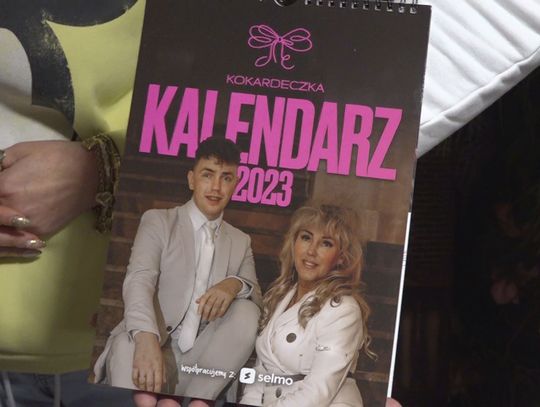 Kalendarz "Kokardeczka łączy 2023" jest już gotowy. Można go nabyć i pomóc potrzebującym