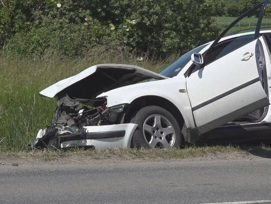 Kolizja na remontowanym odcinku drogi w Przęsocinie. Kierowca zasnął podczas jazdy