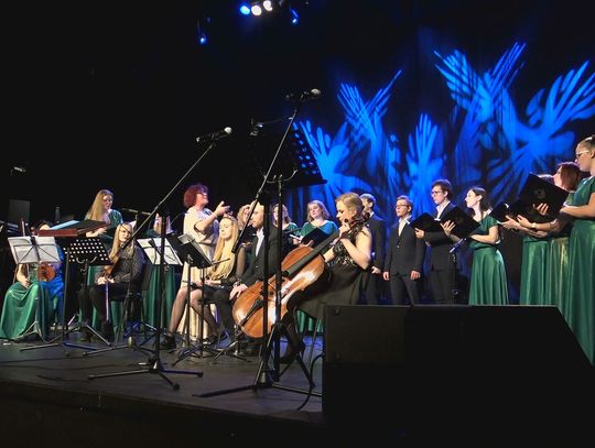 Koncert muzyki miłosnej i filmowej w Miejskim Ośrodku Kultury