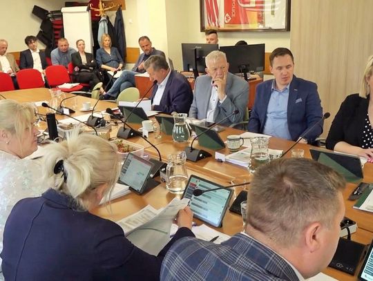 Kwietniowa sesja RM zaowocowała przyjęciem uchwał zmierzających do poprawy jakości życia mieszkańców