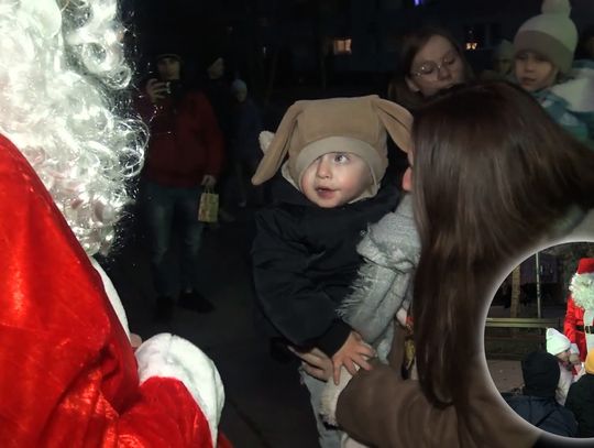 Mikołaj przeszedł całe Police, by obdarować jak najwięcej dzieci