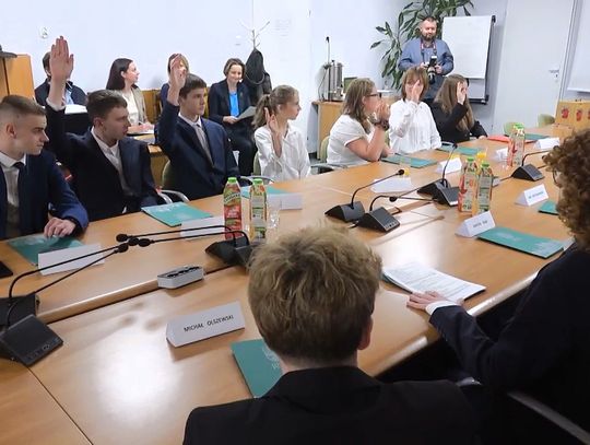 Młodzi przejmują głos. Będą współdecydować w sprawach, które ich dotyczą Młodzi przejmują głos. Będą współdecydować w sprawach, które ich dotyczą