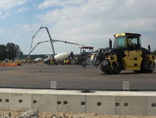 Morski terminal gazowy w Policach nabiera kształtu