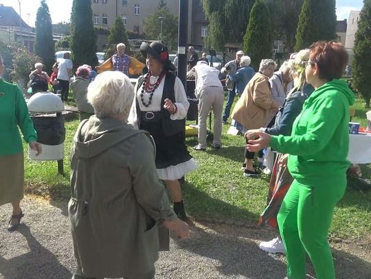 Najcieplejszy wrzesień na zakończenie lata. Z pogody skorzystali policcy seniorzy