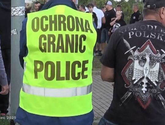 Napis "Police" na kamizelkach patroli obywatelskich wywołał spore zamieszanie