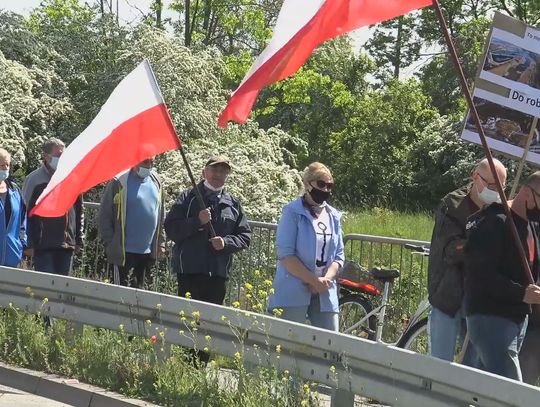 Obrońcy Łarpi ponownie wyszli na ulicę. Chcą pisemnej deklaracji od firmy Hyundai