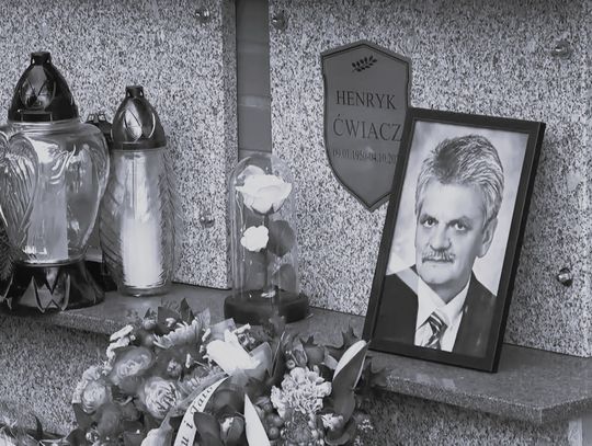 Ostatnie pożegnanie byłego starosty Henryka Ćwiacza