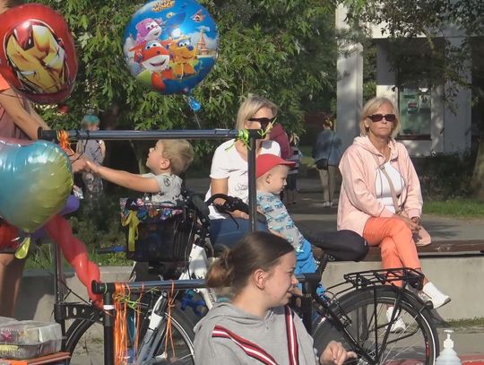 Pchli Targ i Festiwal kolorów. Uczestniczyły w nich całe rodziny