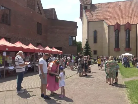 Piknik Rodzinny przy kościele. 15 tysięcy złotych trafiło do 5-letniego Kacpra Wójcika