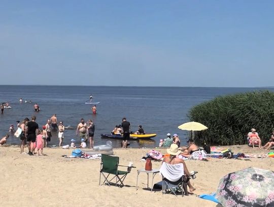 Policcy WOPR-owcy przypominają o bezpiecznym wypoczynku nad wodą