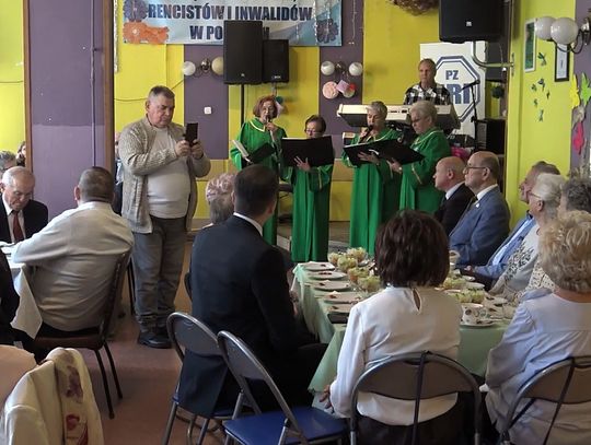 PZERiI wspólnie świętowali Dzień Seniora. Energii i wigoru można im tylko pozazdrościć