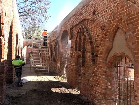 Ruiny klasztoru zabezpieczone. Koniec ważnego etapu prac za ponad milion złotych