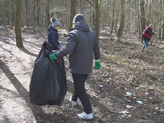 Stowarzyszenie Polska 2050 Powiat Policki posprzątało las