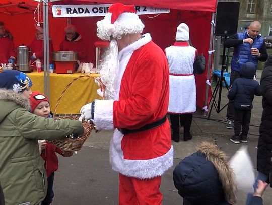 Świąteczna atmosfera w Starym Mieście. RO2 zorganizowała Mikołajki