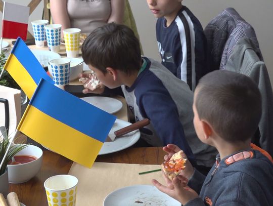 Z okazji Dnia Dziecka policka pizzeria zaprosiła dzieci z Polski i z Ukrainy na poczęstunek