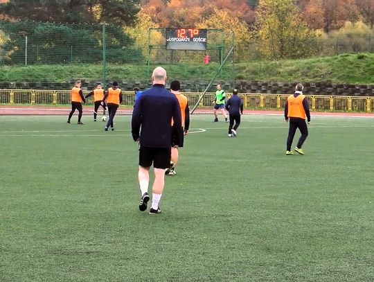 Zaduszkowy mecz piłkarski oldbojów Zaduszkowy mecz piłkarski oldbojów