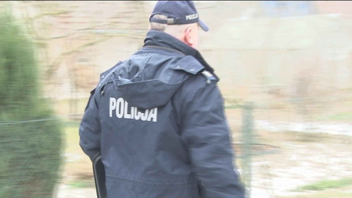 Policjant pomógł bezdomnemu